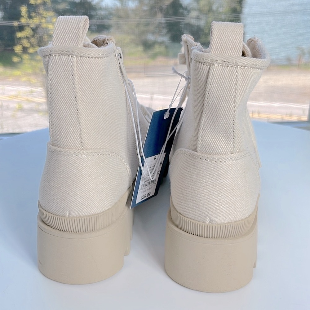 Universal Thread Cream Hiking Sneaker Boots Zippered Rubber Soles Size 9 - Picture 6 of 13